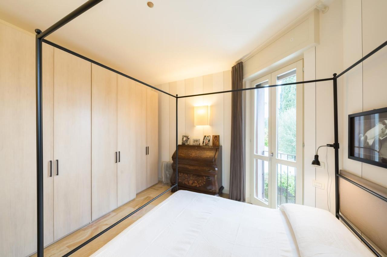 Residenza Al Vittoriale - By Host4U Apartment Gardone Riviera Exterior photo